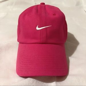Women’s Nike Golf Hat 🧢